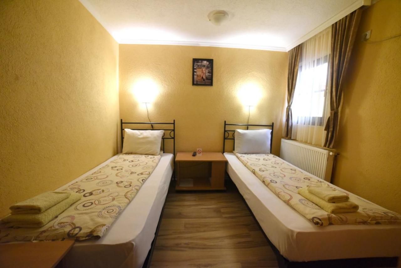 Etno Kuca Sa Konacistem Gocko Hotel Vrnjacka Banja Ngoại thất bức ảnh