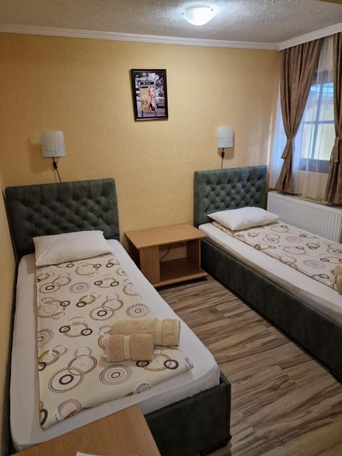 Etno Kuca Sa Konacistem Gocko Hotel Vrnjacka Banja Ngoại thất bức ảnh