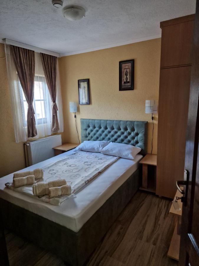Etno Kuca Sa Konacistem Gocko Hotel Vrnjacka Banja Ngoại thất bức ảnh